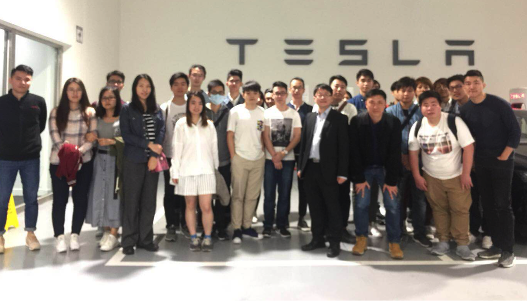 MSc students visited Tesla service centre