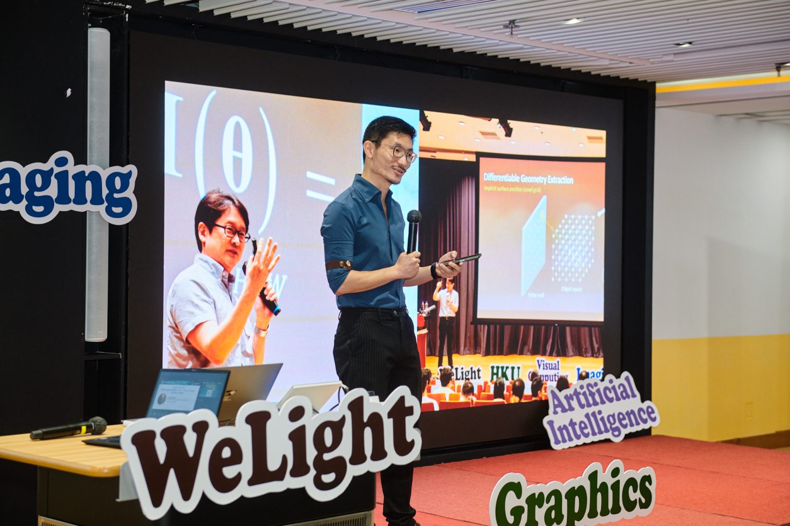 Prof. Evan Y. PENG, the HKU Department of Computer Science and Department of Electrical and Electronic Engineering, Chair of the event.