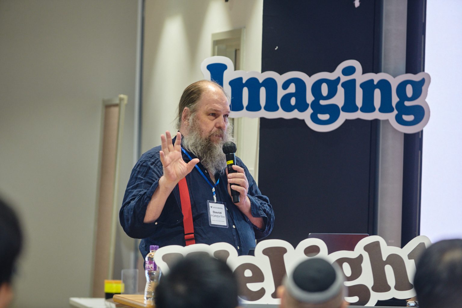 Prof. David FORSYTH from the University of Illinois Urbana-Champaign (UIUC) delivered the workshop “The Joy of Latents: What Image Generators ‘Know’ and Don’t ‘Know’, and Why It Matters”.