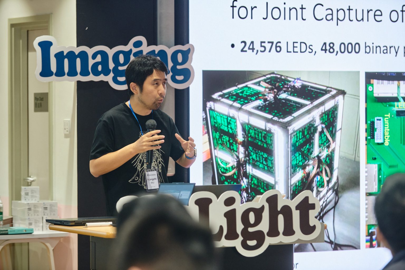 Prof. Hongzhi WU from the Zhejiang University (ZJU) delivered the workshop “Differentiable Acquisition of Appearance and Geometry”.