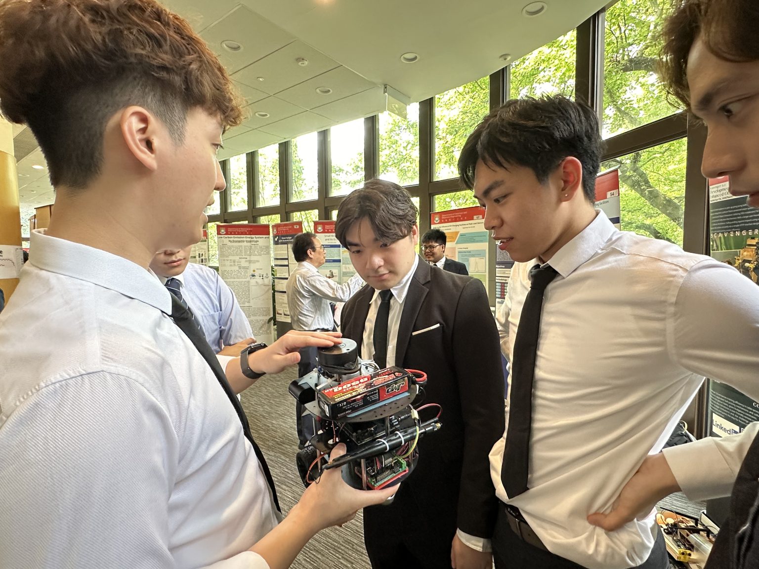 ELEC4848 Senior Design Project: Poster Display