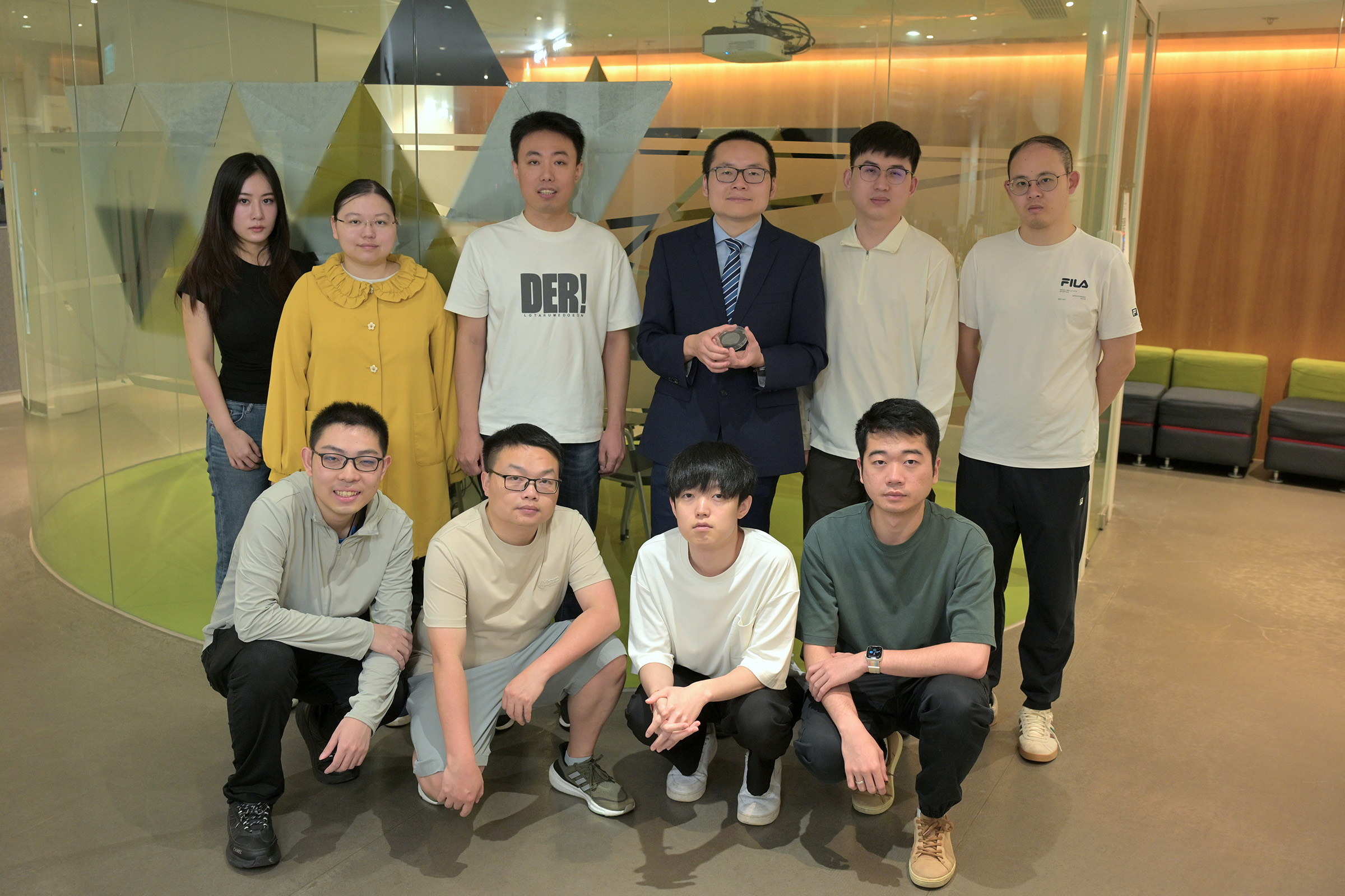 Prof. Chu's research team