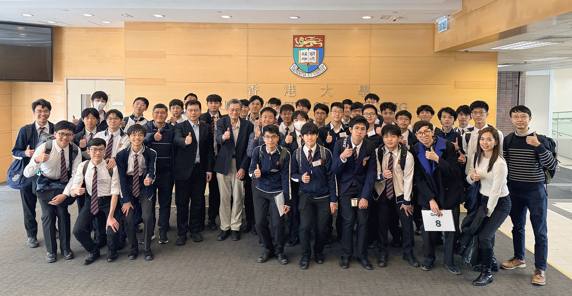 Enthusiastic Dr. Albert T.L. LEE, Dr. Vincent W.L. TAM and Prof. Chow greeted students and teachers from Diocesan Boys’ Schools (DBS).